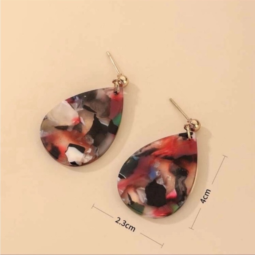 Color Splattered Acrylic Teardrop Shaped Earrings - Picture 6 of 6